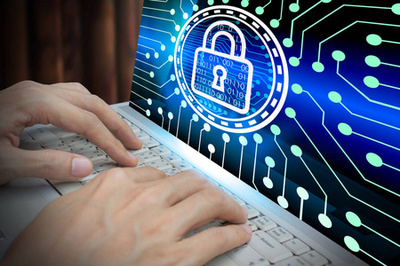 双曝光下的网络安全 商人的挂锁技术与全球业务的数据守护